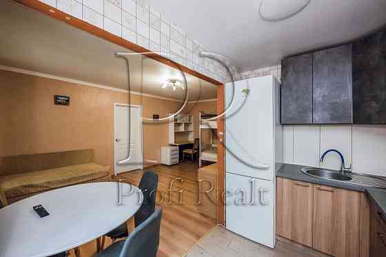 Продаж 2 кімн. квартири за адресою Святошинська 33, Вишневе Вишневое