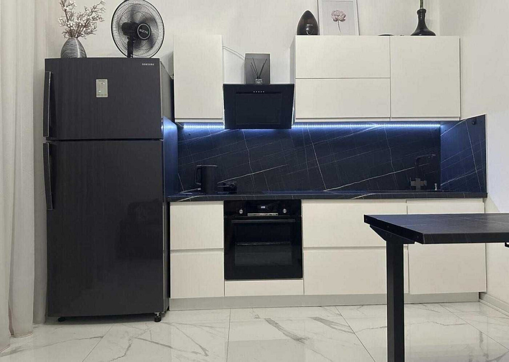 Студія + окрема спальня на вул Урлівська 16/37 ! Низький поверх ! Київ - зображення 1