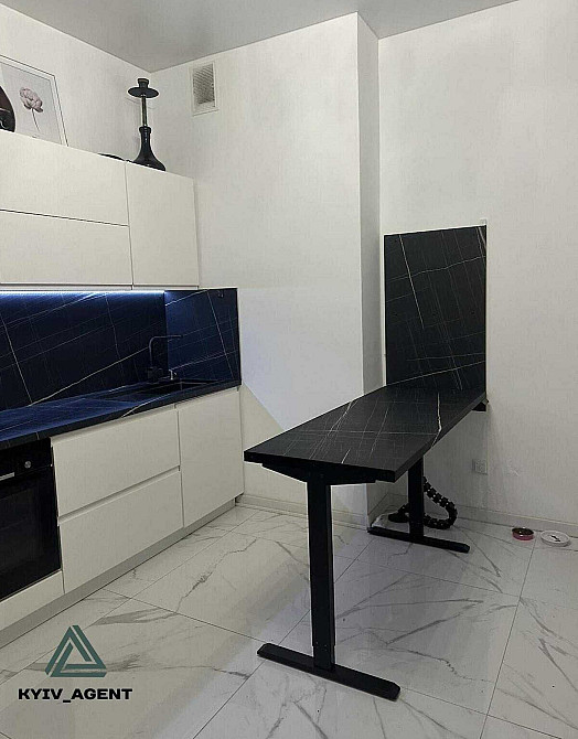 Студія + окрема спальня на вул Урлівська 16/37 ! Низький поверх ! Київ - зображення 5
