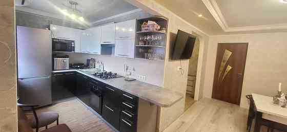 Продаж з ЄВРОРЕМОНТОМ 2-х к.кв. вул. Нижньодніпровська буд. 2А. Запоріжжя