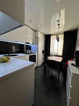 Продам хорошенькую 3 х комнатную квартиру в Безлюдовке Безлюдовка