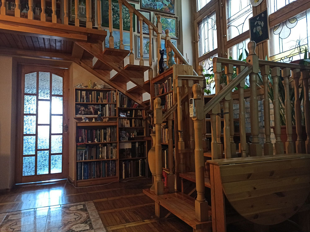 Поділ, Контрактова площа, Спаська 22 художня  майстерня галерея музей Київ - зображення 6