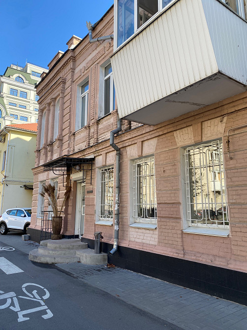 Поділ, Контрактова площа, Спаська 22 художня  майстерня галерея музей Київ - зображення 1