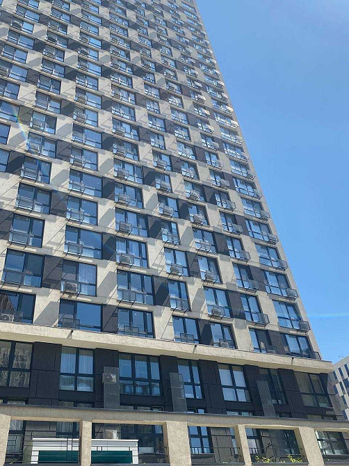 ЦІНА! 2к квартира 75м2 в Жк Славутич 2.0 метро Славутич 1хв Осокорки Київ - зображення 1