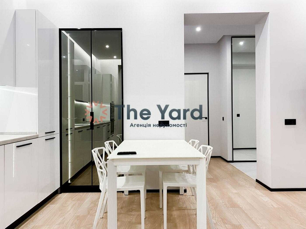 Оренда 2к квартири вул. Інститутська 24/7 Центр Київ - зображення 2