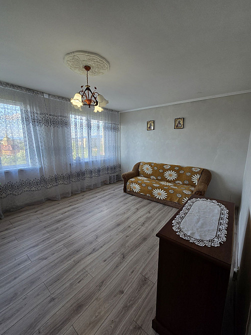 Оренда 2-км.Вул. 8-Березня Ужгород - зображення 3