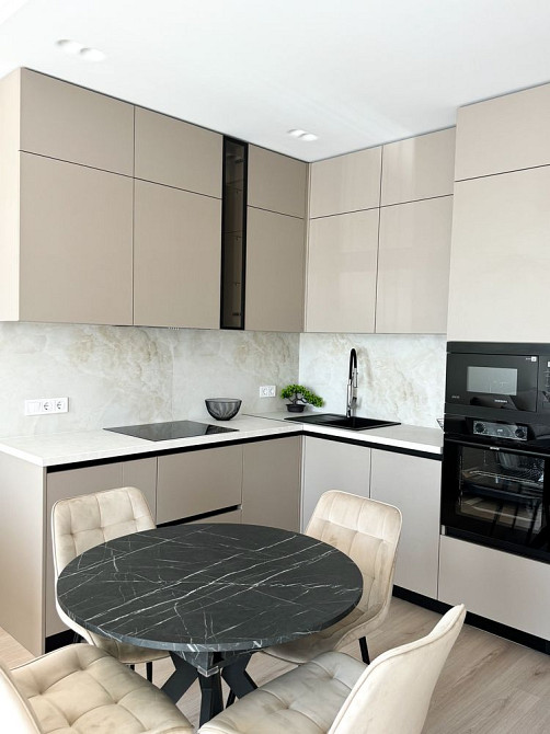 Перша здача  1,5 кімнатної квартири в сучасному ЖК! Ужгород - изображение 1