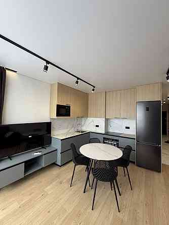 ЖК 2 Варшавський 2 кімнати + студія Олександра Олеся 9А є укриття Киев