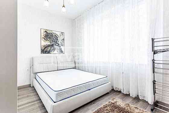 Оренда 2к квартири 52м2 ЖК RiverStone вулиця Трускавецька 6В Осокорки Киев