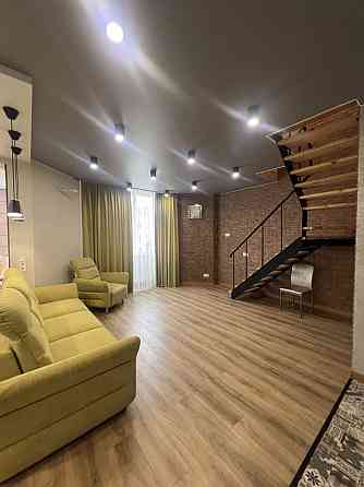 Оренда 2кім з великою кухнею вітальнею ЖК СОФІЯ КЛУБНИЙ Софиевская Борщаговка