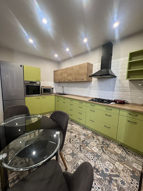 Оренда 2кім з великою кухнею вітальнею ЖК СОФІЯ КЛУБНИЙ Софиевская Борщаговка - изображение 8