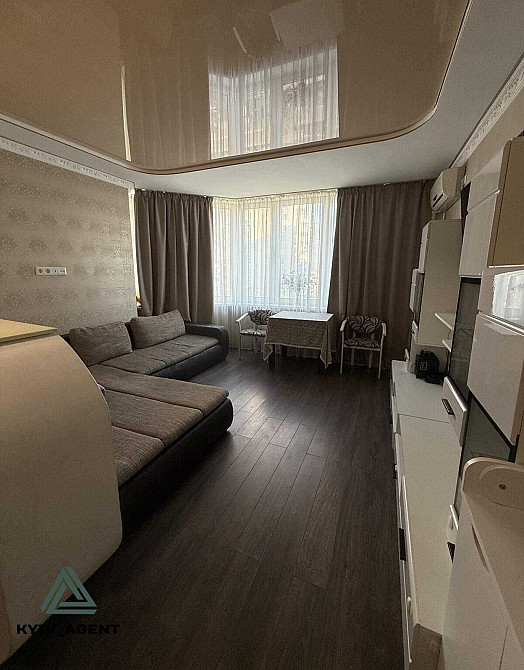 Низький поверх ! Студія + окрема спальня 53 м2 на вул Драгоманова 4а ! Київ - зображення 3