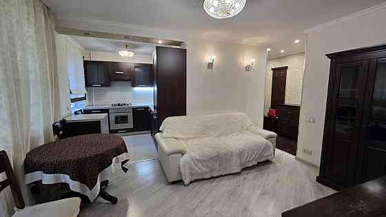 Продаж  3 кімнатна  студія з ремонтом вулиця Паркова Николаев