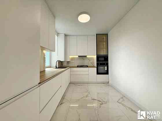 Простора двокімнатна квартира з ремонтом в новобудові! 6 поверх! Івано-Франківськ