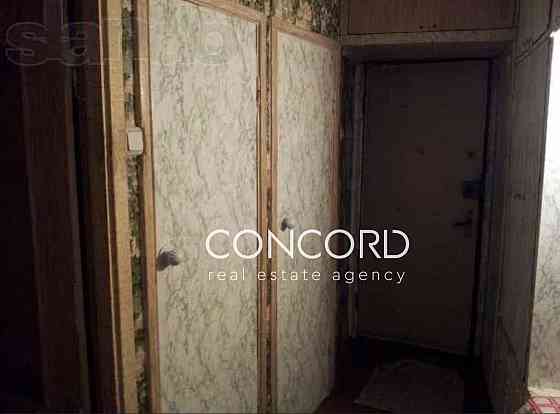 Метро Дарниця, Чернігівська. Продам 2к Юності вул., 4 Київ