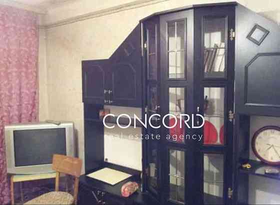 Метро Дарниця, Чернігівська. Продам 2к Юності вул., 4 Київ