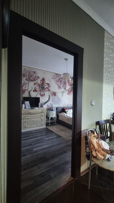 Однокімнатна квартира з хорошим ремонтом ! Немішаєве - зображення 2