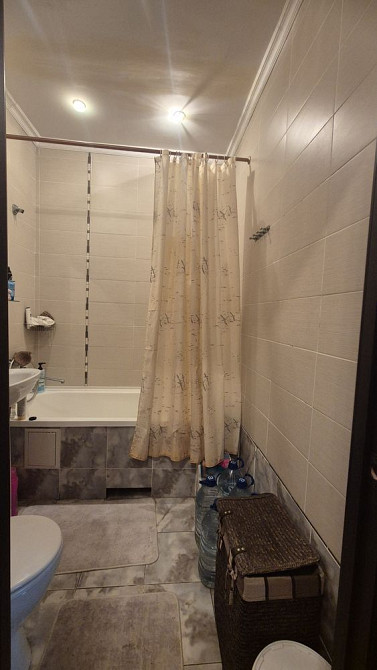 Однокімнатна квартира з хорошим ремонтом ! Немішаєве - зображення 7