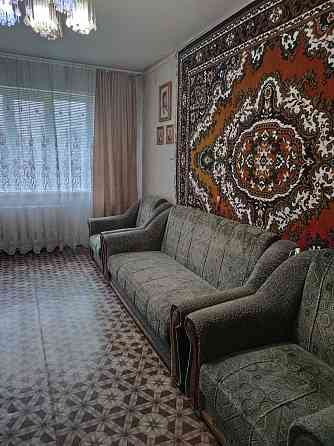 Продам простору квартиру з меблюванням від власника Вечірній бульвар Кривой Рог