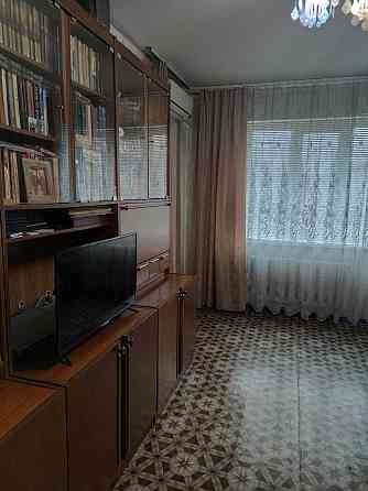 Продам простору квартиру з меблюванням від власника Вечірній бульвар Кривой Рог