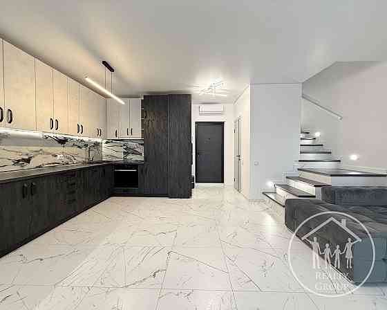 Продам 2к дворівневу квартиру з терасою!Кульпарківська 93!Парус! Львов