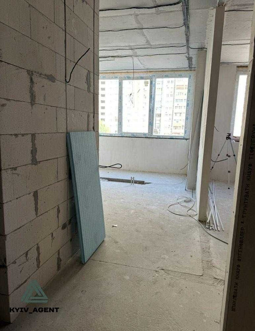 Продаж  1к 42 м2 квартира в ЖК Лебединий ! Низький поверх ! ПАРКІНГ Київ - зображення 2