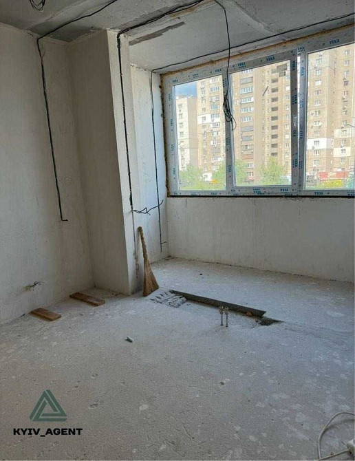 Продаж  1к 42 м2 квартира в ЖК Лебединий ! Низький поверх ! ПАРКІНГ Київ - зображення 3