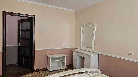 Здається трикімнатна квартира Чешка біля центру Черновцы