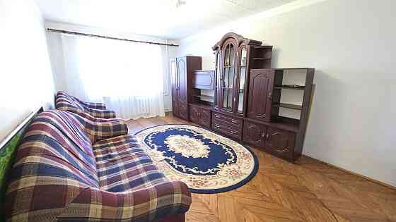 Здається трикімнатна квартира Чешка біля центру Черновцы