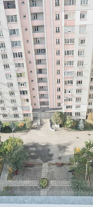 Простора двоповерхова трьохкімнатна квартира Ревуцького 5 Київ - зображення 8