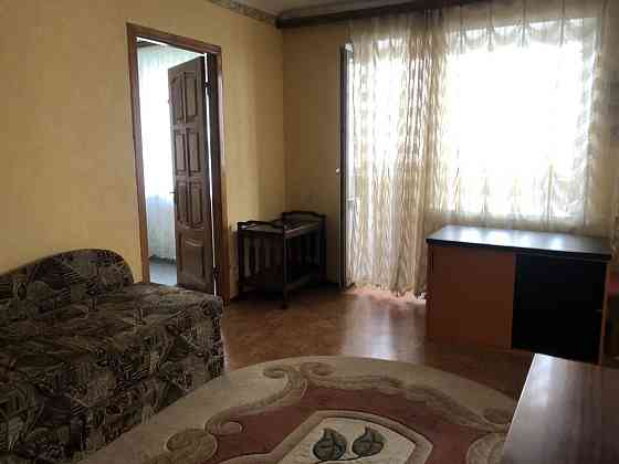 Здам  в оренду 2- кімнатну квартиру від метро Вокзальна 10 хв пішки Киев