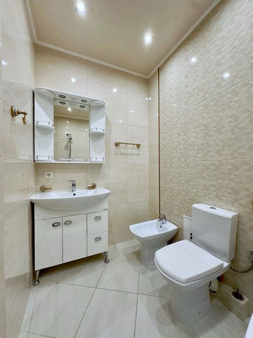 Сдается двухкомнатная шикарная квартира на Рабочей, не верх Дніпро - зображення 5