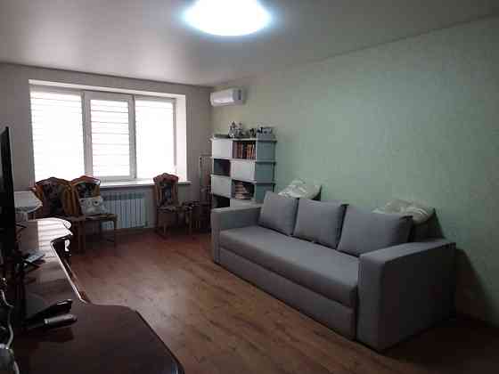 Хвилевого, 1к новая квартира, евроремонт, метро Красный Хутор Киев