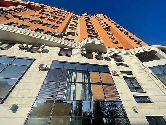 Продаю квартиру Шота Руставелі 44 2к центр 86 кв.м. Київ