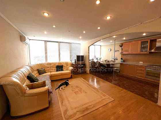 Продаж квартири 96 м2, 5 поверх, Оболонь, вул. Володимира Івасюка Київ