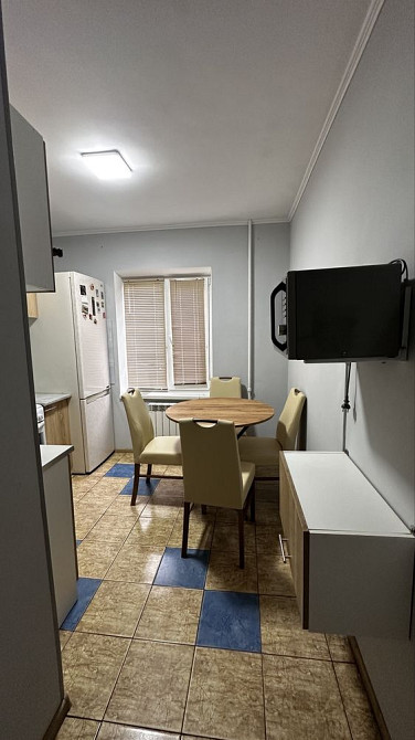 Здам 2-кім квартиру Радужний масив вул Радужна Киев - изображение 2