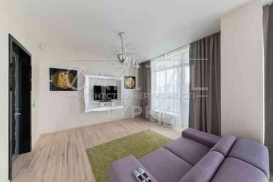 Чудова 4 кімнатна 220 м2 в ЖК Новопечерьскі Липки Киев