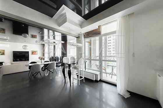 Чудова 4 кімнатна 220 м2 в ЖК Новопечерьскі Липки Киев