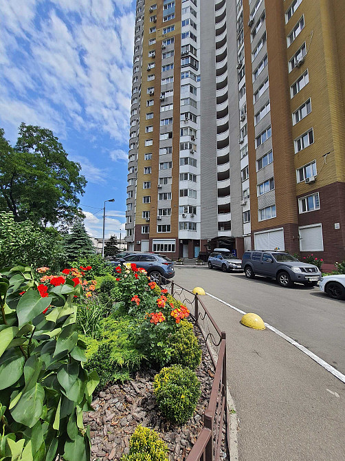 3 х кімнатна квартира Євгена Сверстюка (Раскової Марини)  52 В Киев - изображение 2