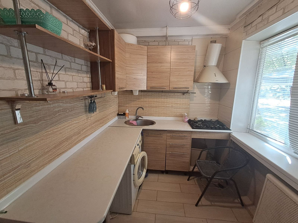 Аренда 2 ком.кв.ул.Нади Курченко 6 р-н Даманский Краматорск - изображение 1