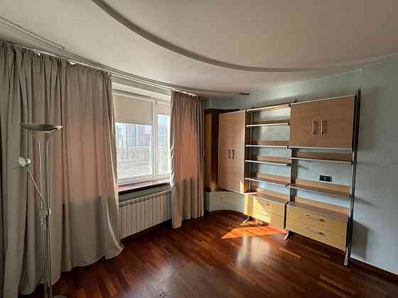 3к квартира на В. Чорновола (звʼязок тільки в месенджерах) Киев