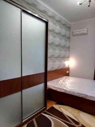 Сдаю  2х-ую  кв-ру на  Софиевской   Площади,   ул.  Владимирская. Киев