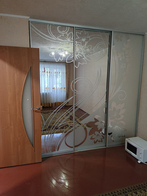 Продам квартиру 3-кімнатну в м. Звягель. Власник. Звягель - зображення 1