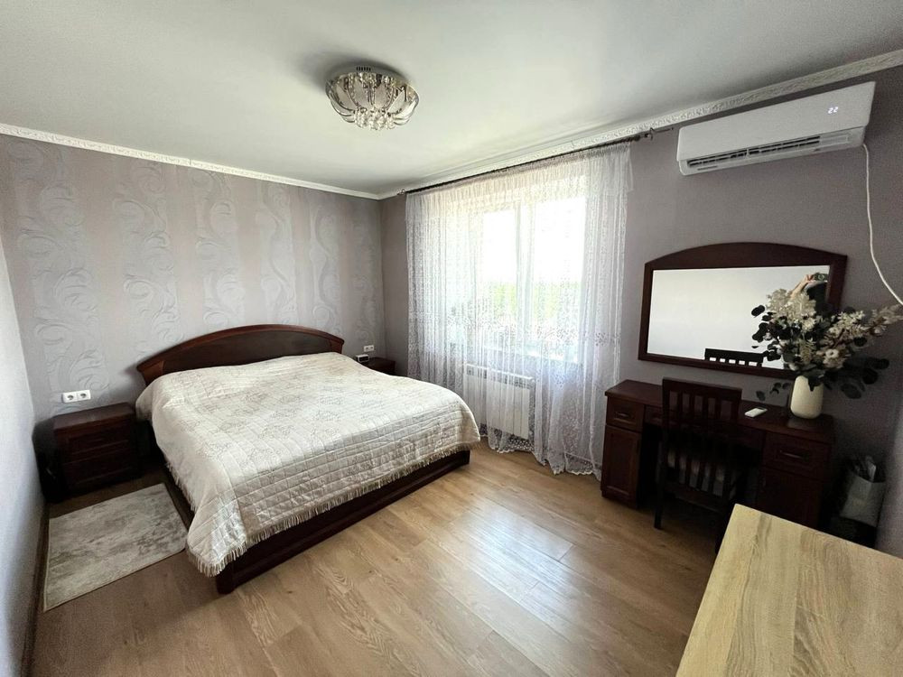 Двокімнатна квартира з хорошим ремонтом біля парку Центрального! Ирпень - изображение 1