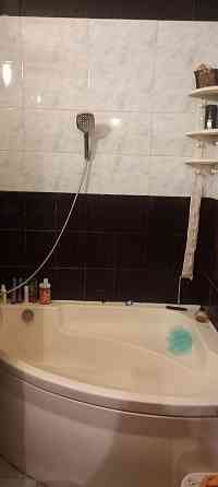 Продам 3ёх.к.кв Сталинка  Центр 2/4 72м² + гараж Кам`янське (Запорізька обл.)