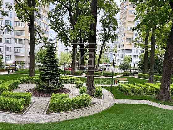 Євро-2 кімнатна з власним парком відпочинку. Ирпень