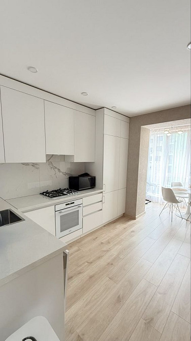 Продам 1- кімнатну квартиру від власника на щасливому Ровно - изображение 1