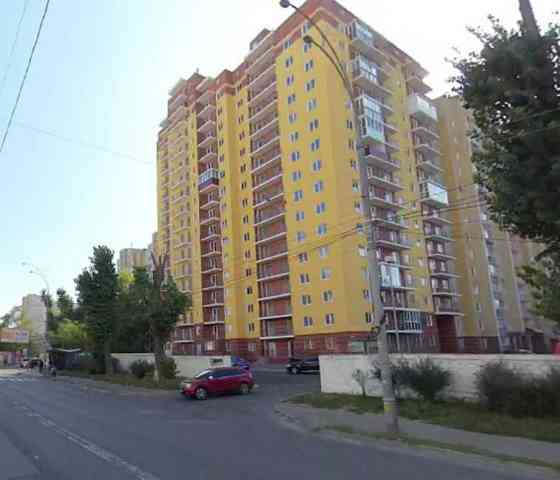 Продаю 2-кімн квартиру, М. Максимовича 7в, поруч м. 'Васильківська' Киев