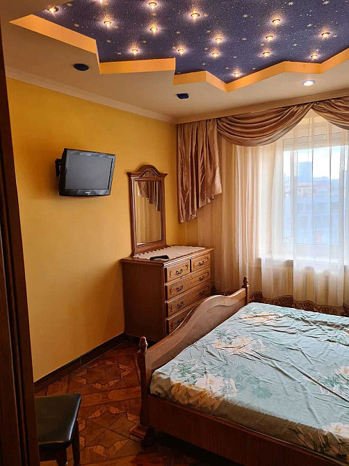 Сдам 2к квартиру в центре города на ул. Вячеслава Липинского, 1б! Дніпро - зображення 2