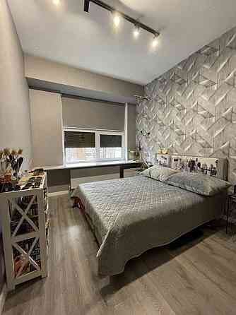 Сдам 2 ком ЖК Баку Низкий этаж. Подземный паркинг. Парк. Центр Днепр